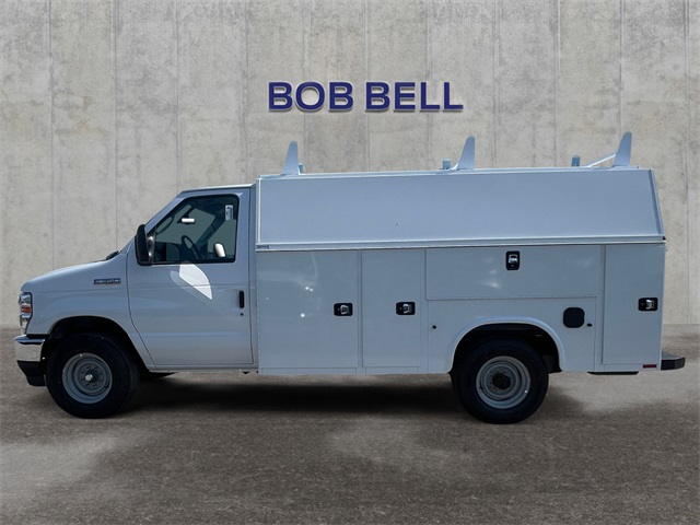 New 2026 Ford E-350 - photo 2