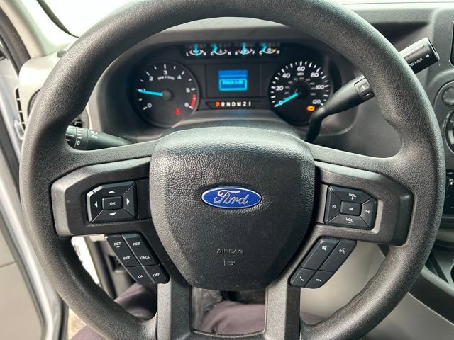 Used 2022 Ford E-450 Cutaway - photo 16