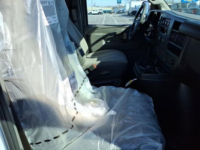 New 2026 Chevrolet Express 2500 Empty Cargo Van - photo 9