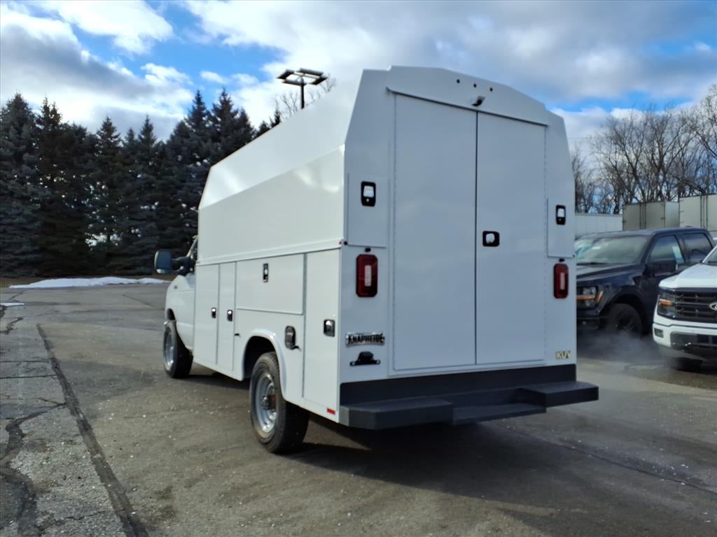 New 2026 Ford E-350 Cutaway - photo 8