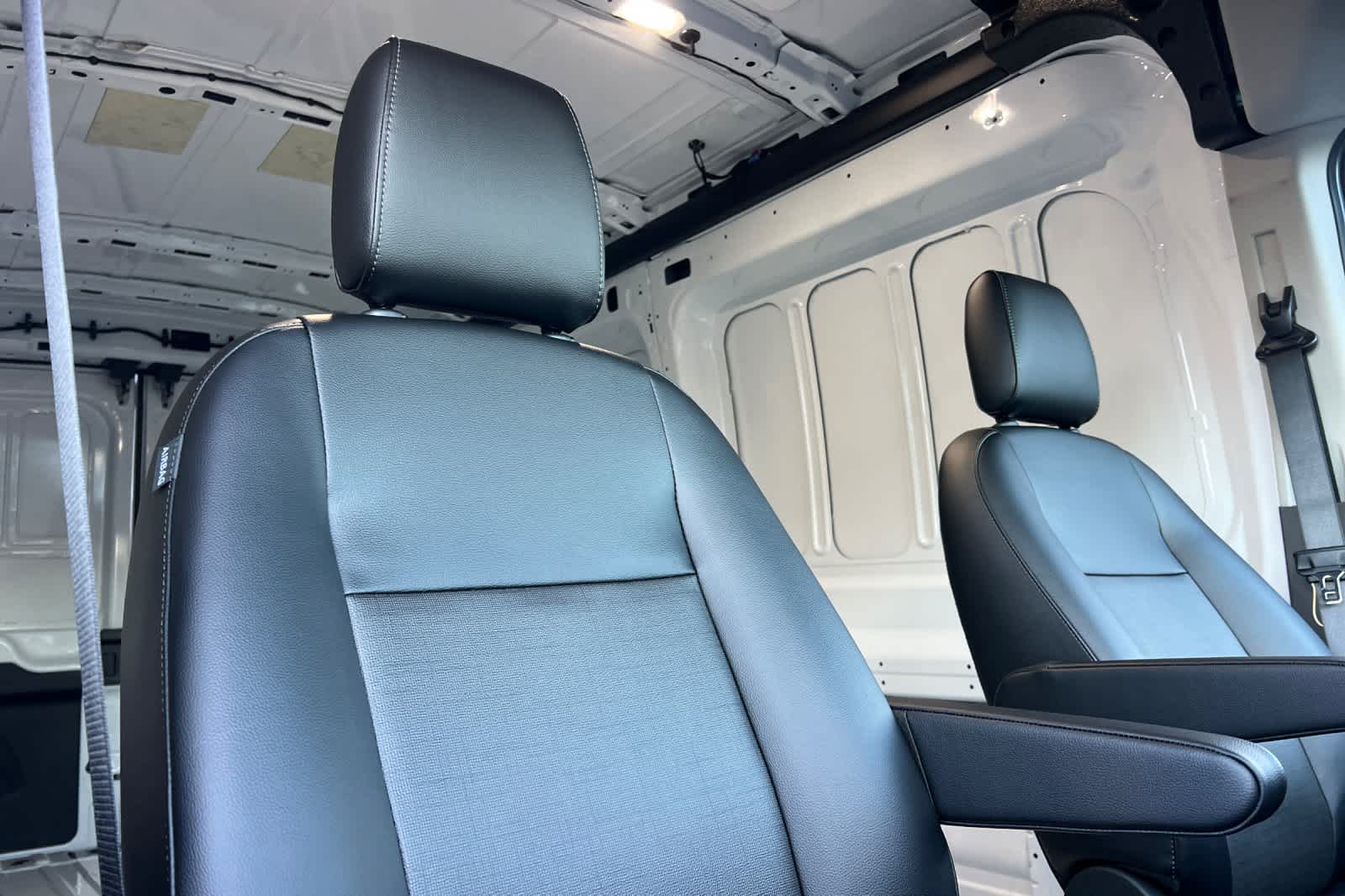 New 2026 Ford Transit 250 Medium Roof Empty Cargo Van - photo 17