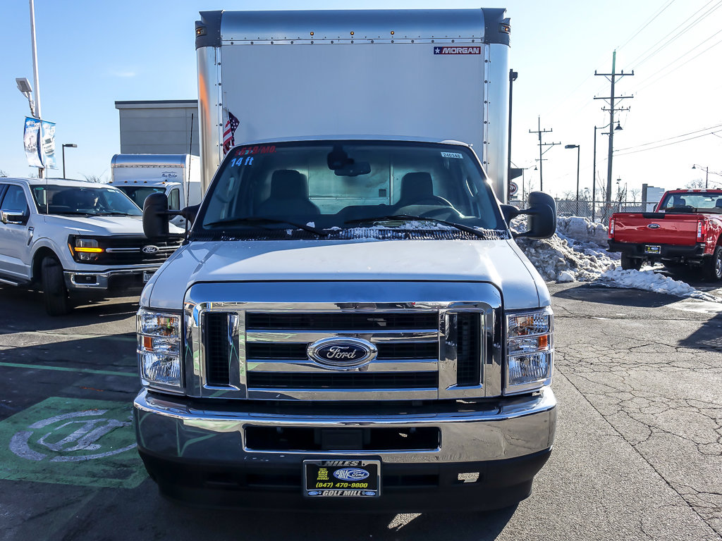 Used 2024 Ford E-350 Cutaway - photo 6