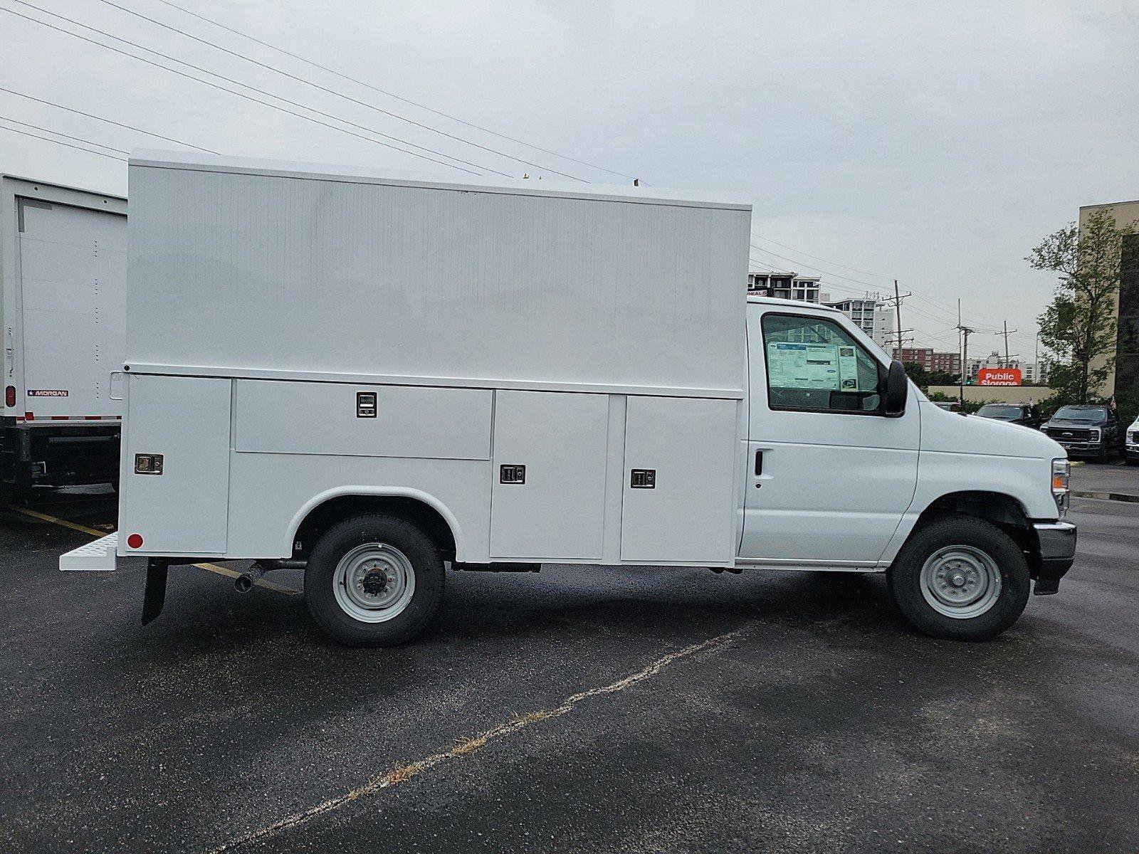 New 2025 Ford E-350 Cutaway - photo 9