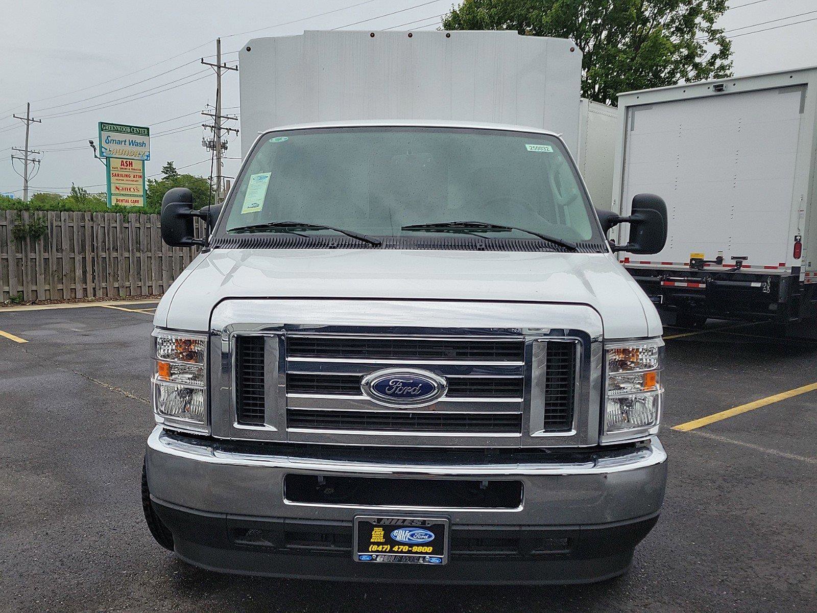 New 2025 Ford E-350 Cutaway - photo 4