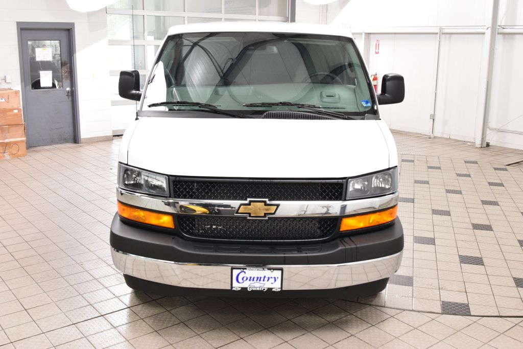 New 2026 Chevrolet Express 3500 Empty Cargo Van - photo 8