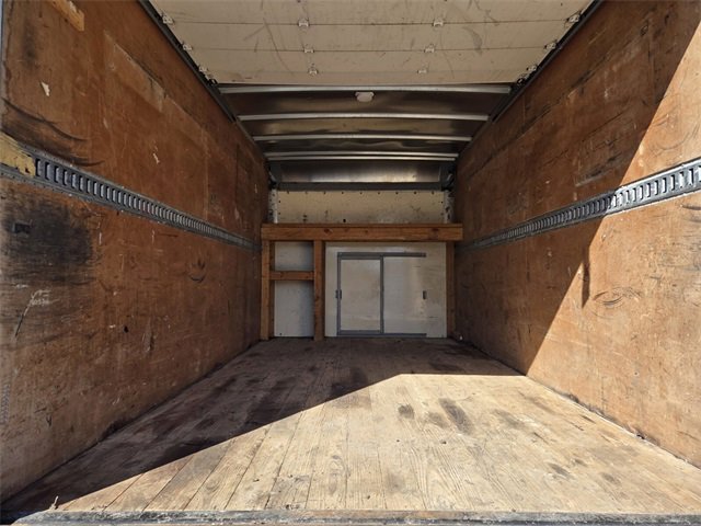 Used 2015 Ford E-350 Cutaway - photo 5