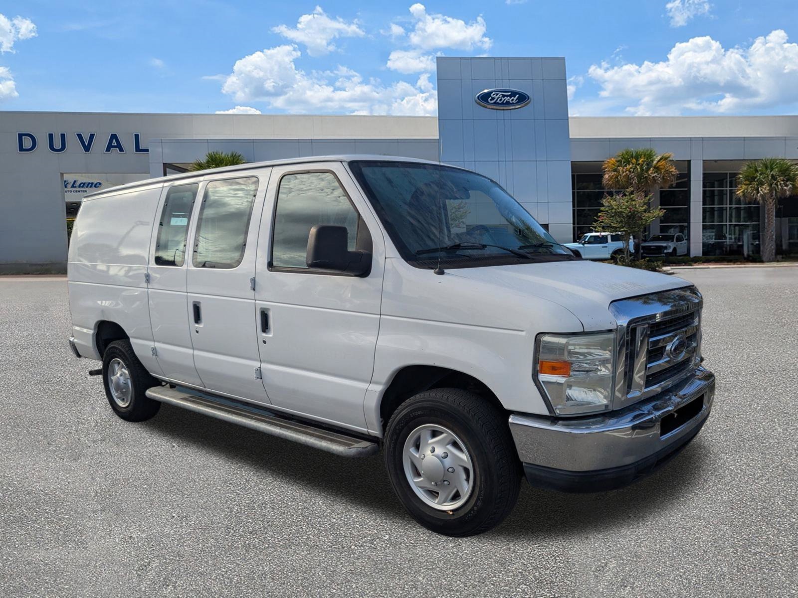 Used 2011 Ford E-250 Empty Cargo Van - photo 27