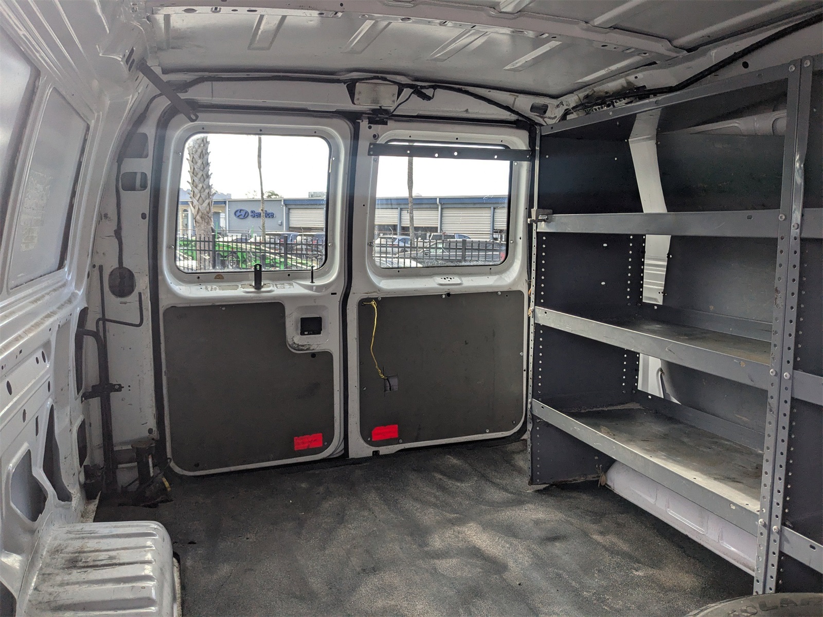 Used 2011 Ford E-250 Empty Cargo Van - photo 9