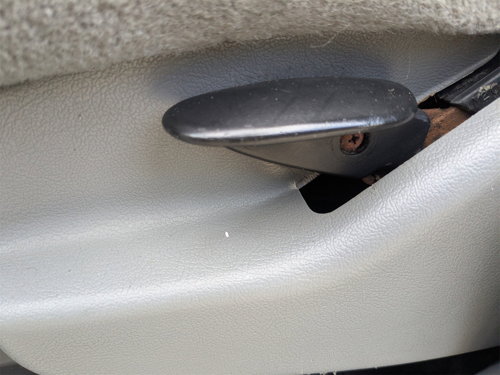 Used 2011 Ford E-250 Empty Cargo Van - photo 12