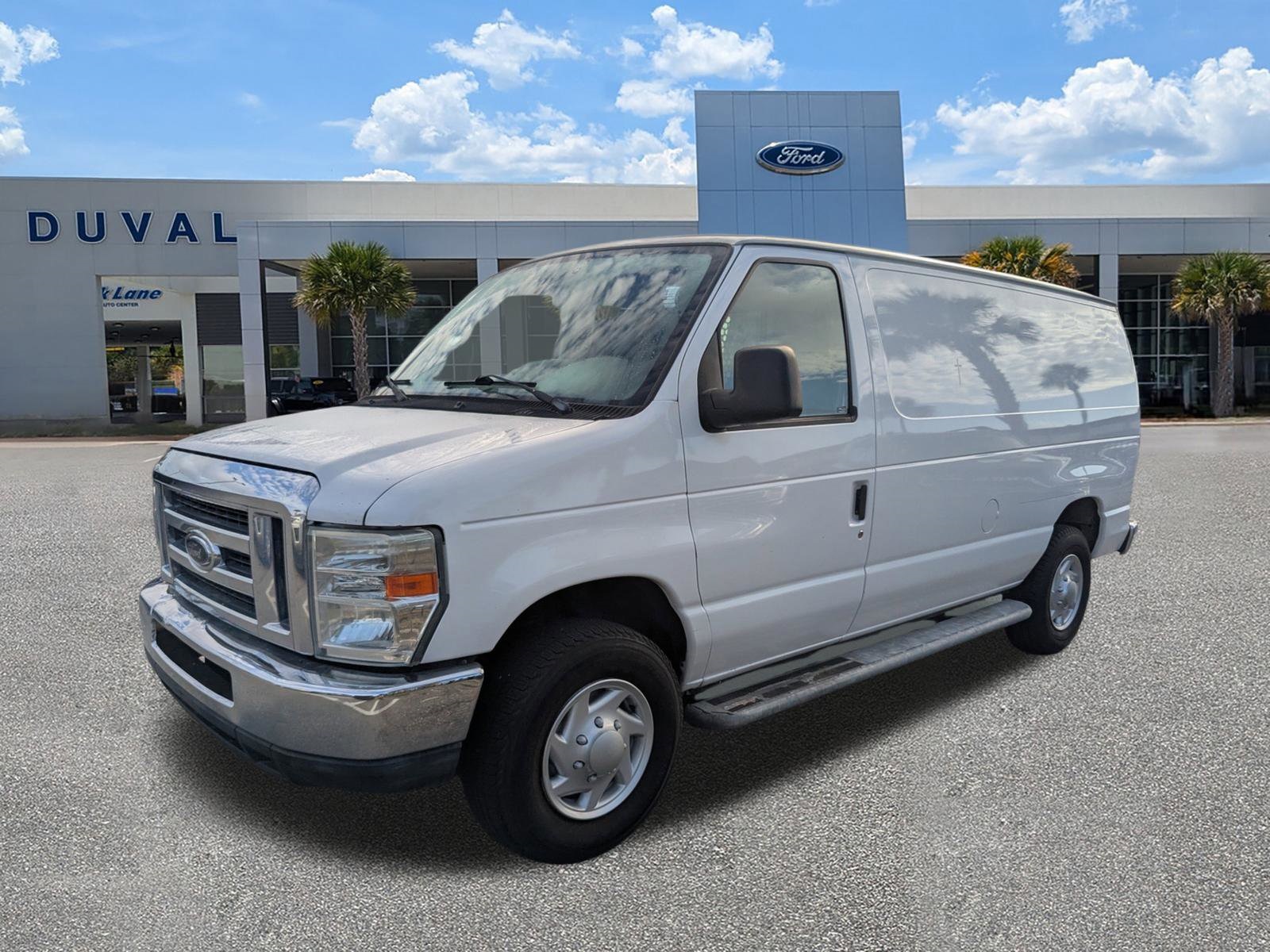 Used 2011 Ford E-250 Empty Cargo Van - photo 4