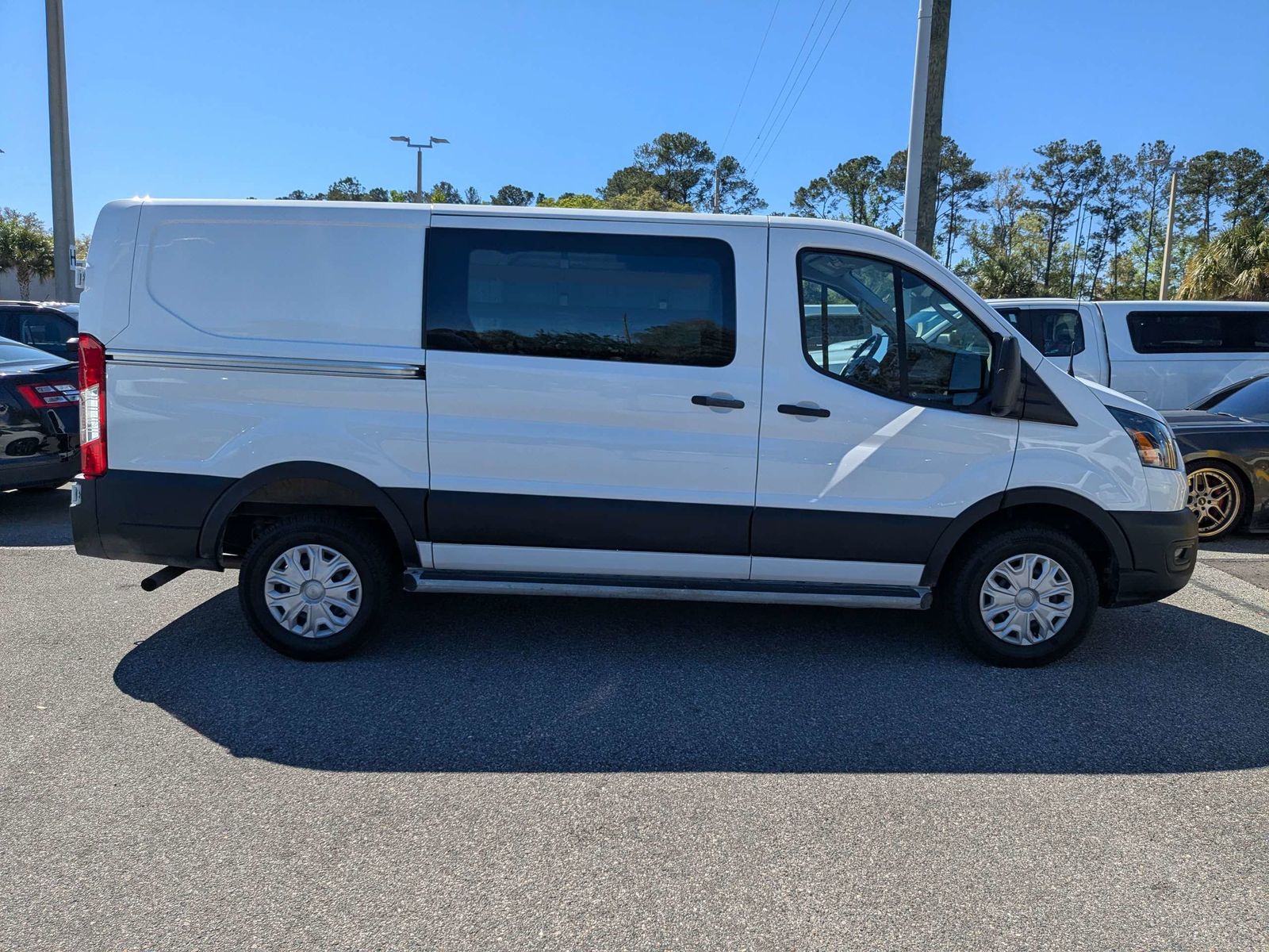 Used 2024 Ford Transit 250 - photo 2