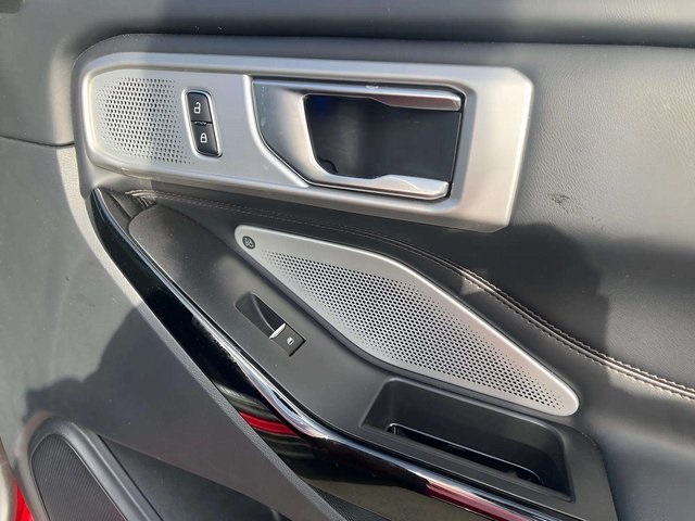 Used 2023 Ford Explorer Platinum - photo 11