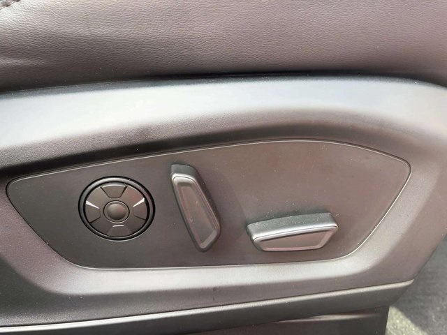 Used 2023 Ford Explorer Platinum - photo 12