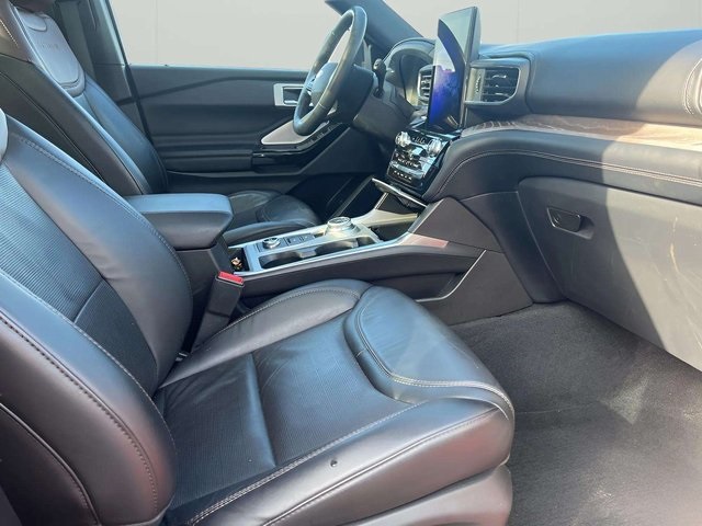 Used 2023 Ford Explorer Platinum - photo 13