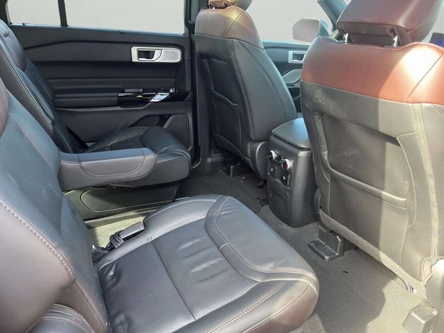 Used 2023 Ford Explorer Platinum - photo 15