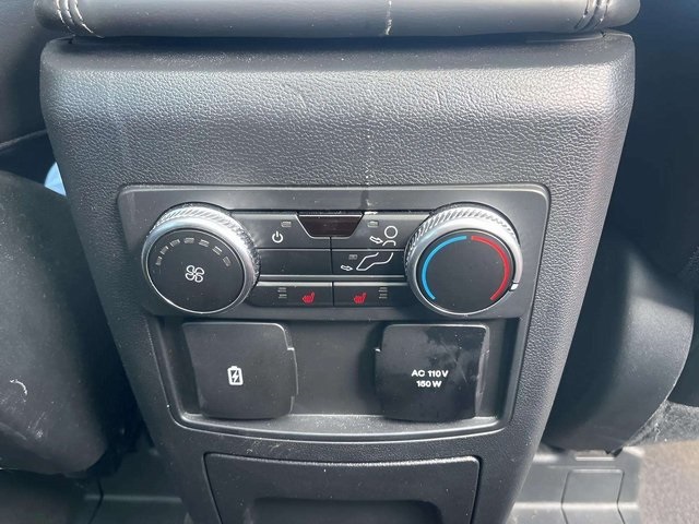 Used 2023 Ford Explorer Platinum - photo 16