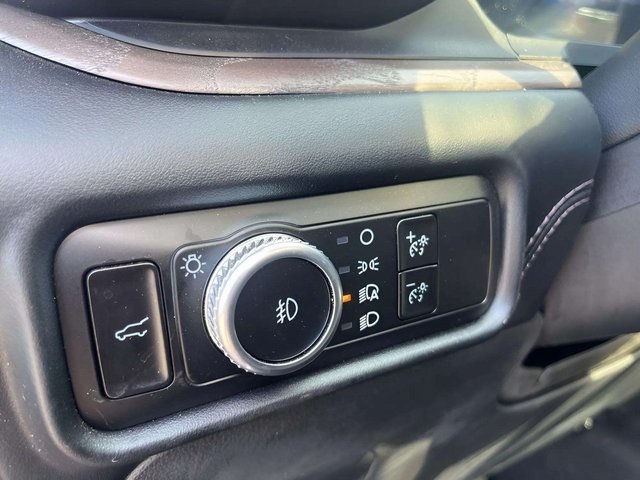 Used 2023 Ford Explorer Platinum - photo 23