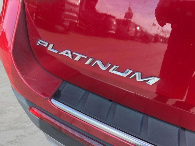 Used 2023 Ford Explorer Platinum - photo 4