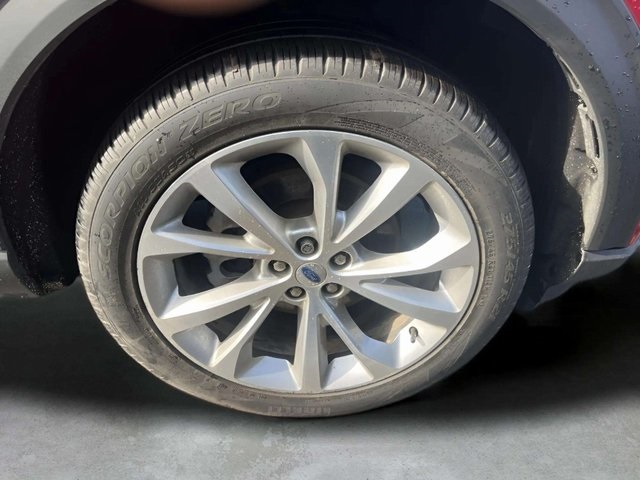 Used 2023 Ford Explorer Platinum - photo 9