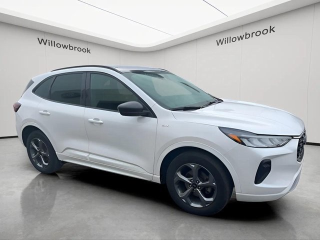 Used 2023 Ford Escape ST-Line - photo 8