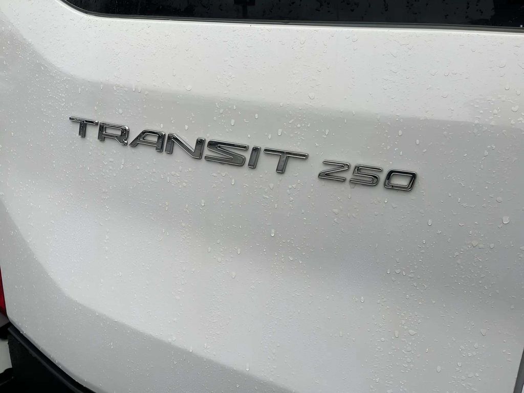 Used 2024 Ford Transit 250 Low Roof Empty Cargo Van - photo 5