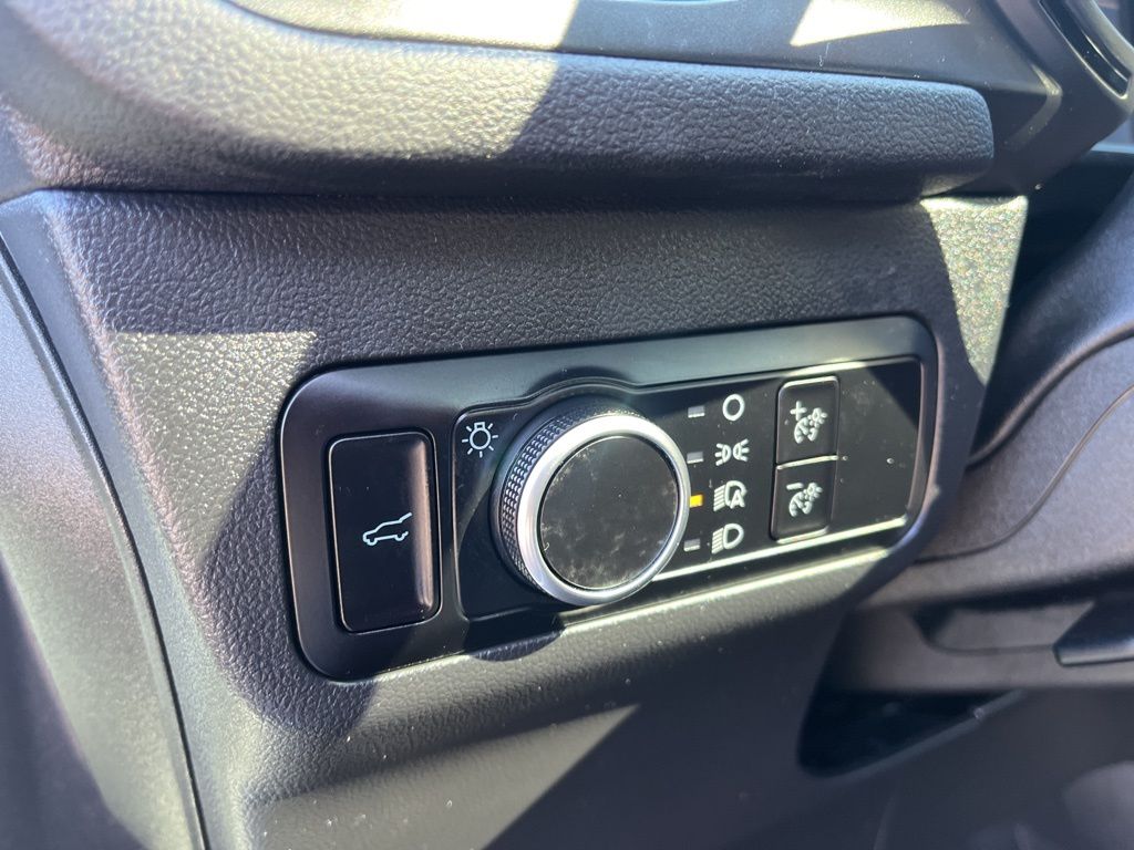 Used 2023 Ford Escape ST-Line - photo 21