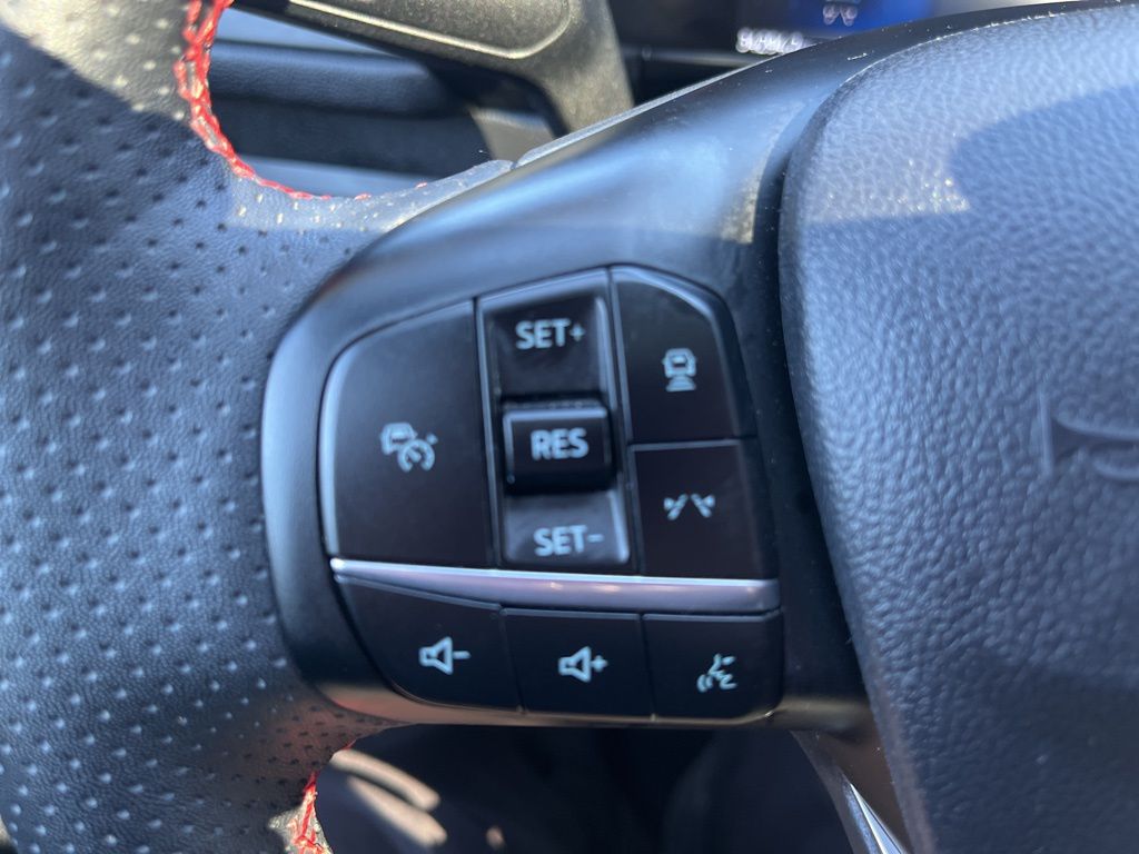 Used 2023 Ford Escape ST-Line - photo 22
