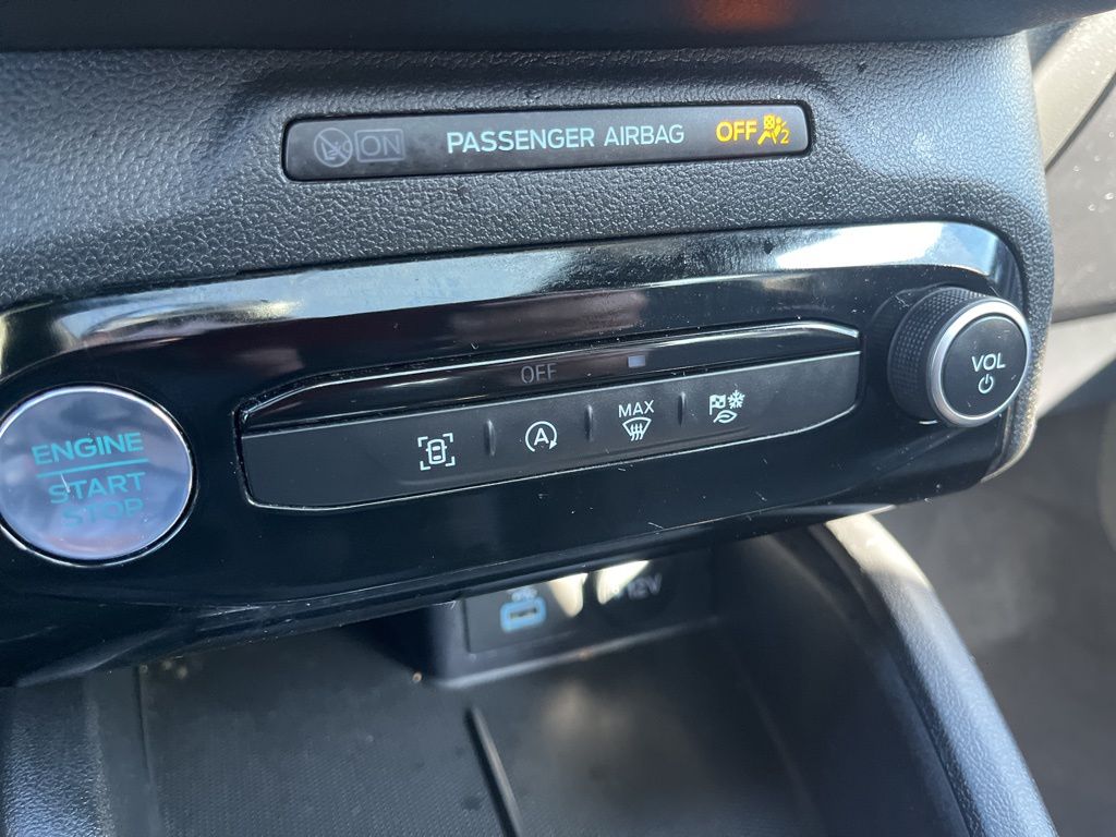 Used 2023 Ford Escape ST-Line - photo 31