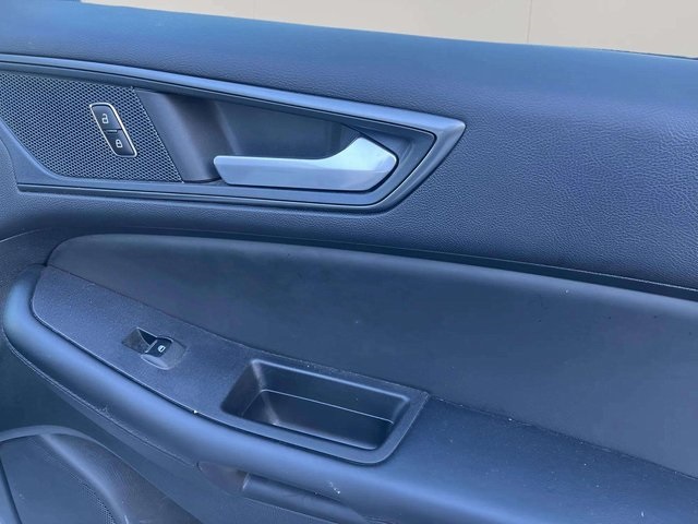 Used 2023 Ford Edge SE - photo 9