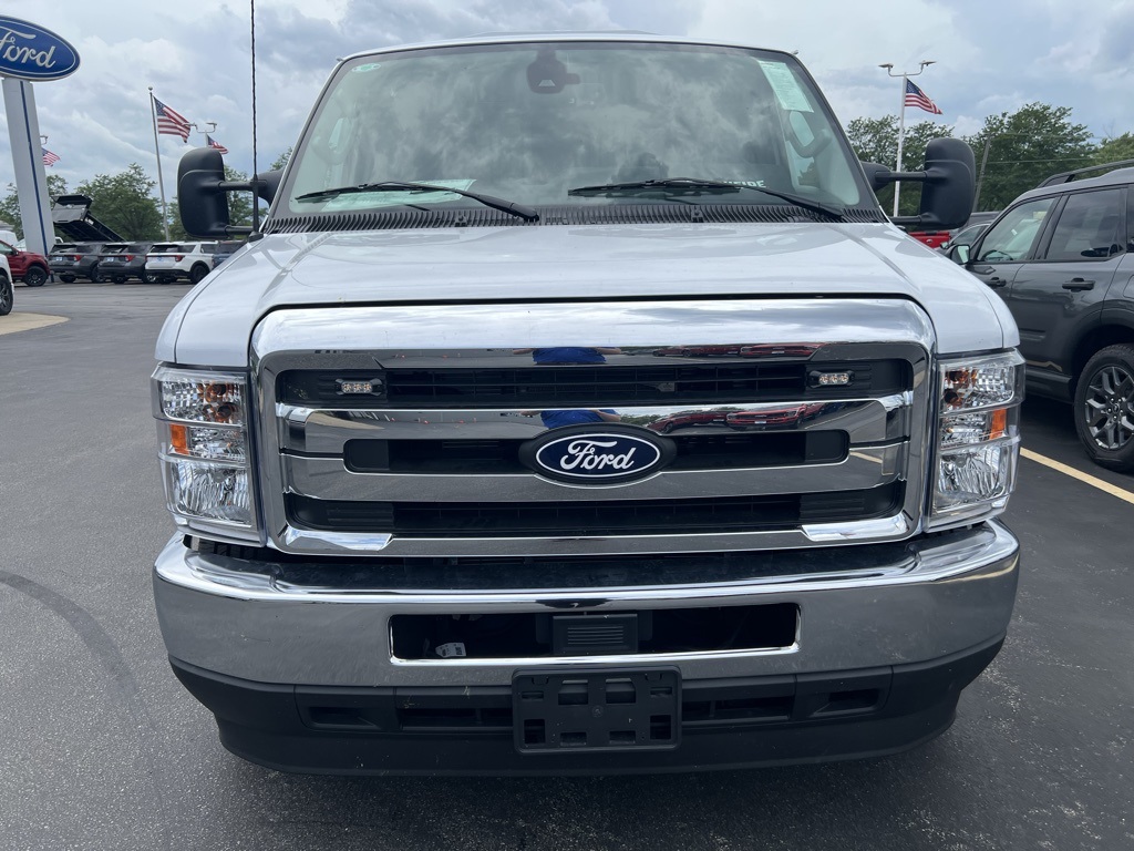 New 2026 Ford E-350 Cutaway - photo 10