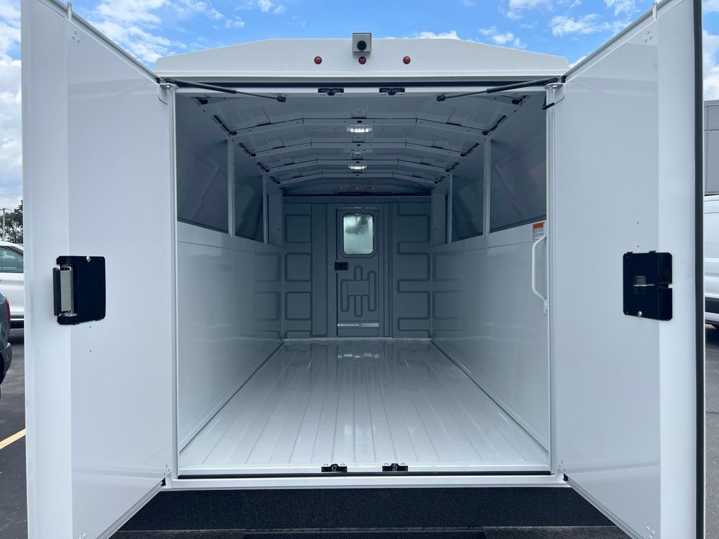 New 2026 Ford E-350 Cutaway - photo 13