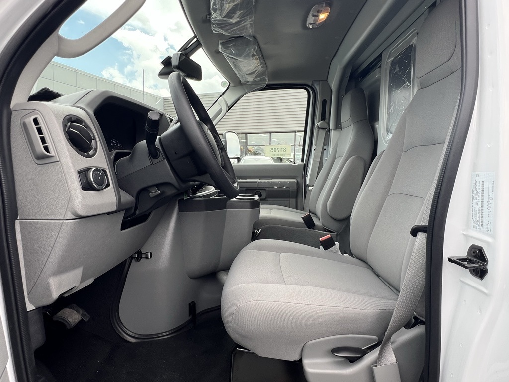 New 2026 Ford E-350 Cutaway - photo 14