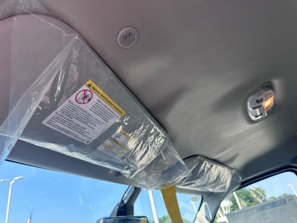 New 1996 Ford E-450 Cutaway - photo 22