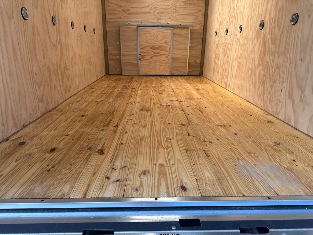 New 1996 Ford E-450 Cutaway - photo 37