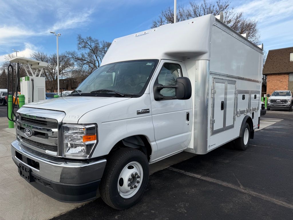 New 1996 Ford E-450 Cutaway - photo 39