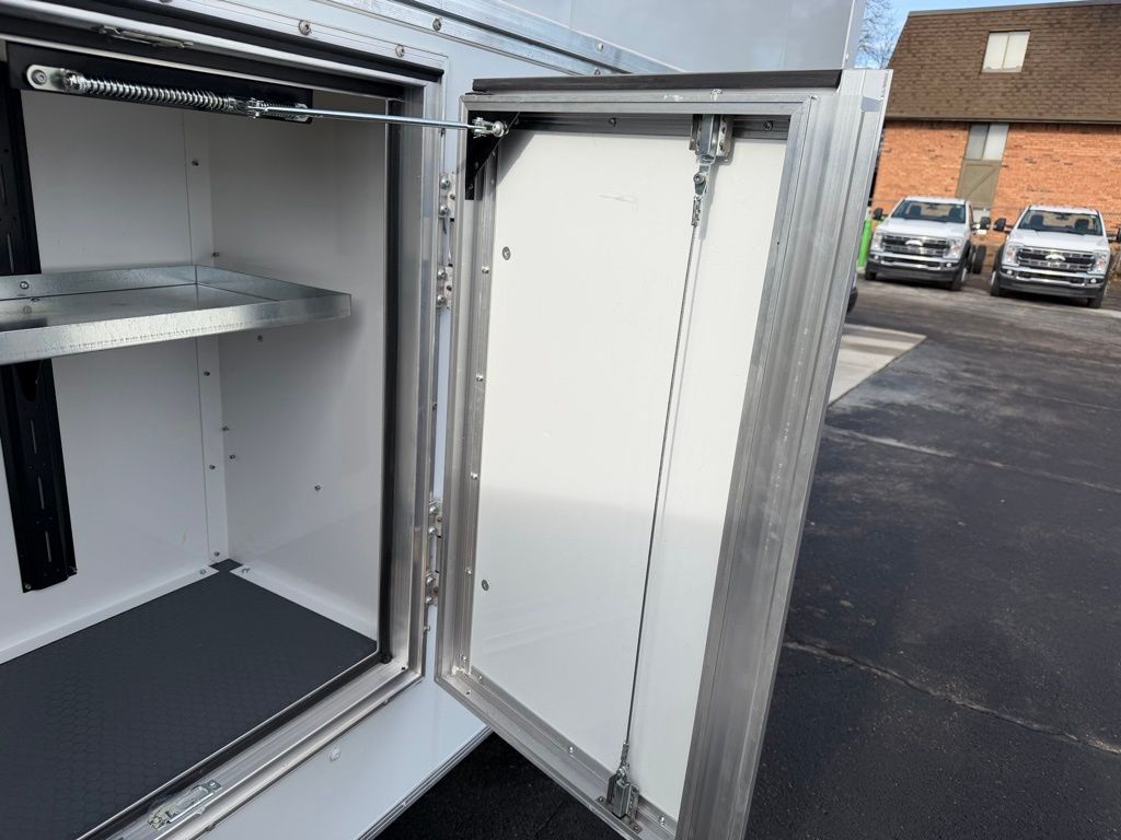 New 1996 Ford E-450 Cutaway - photo 11