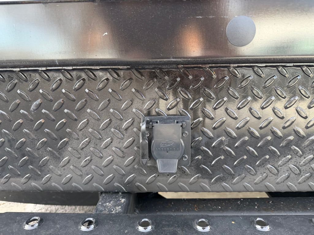New 1996 Ford E-450 Cutaway - photo 16