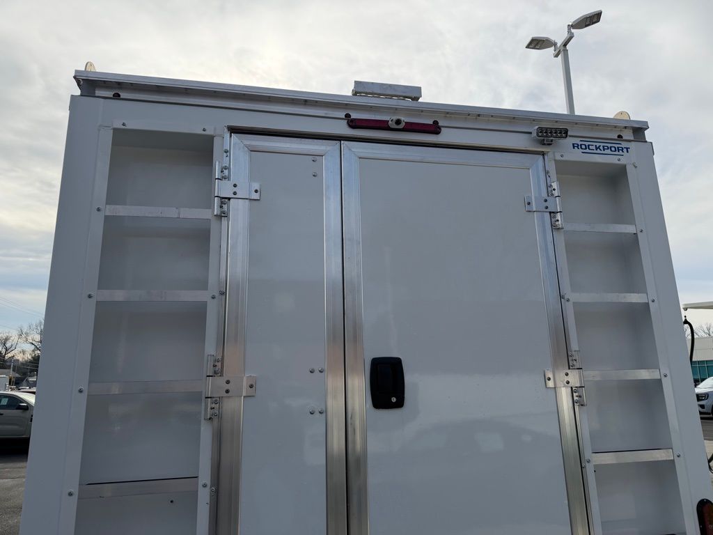 New 1996 Ford E-450 Cutaway - photo 20