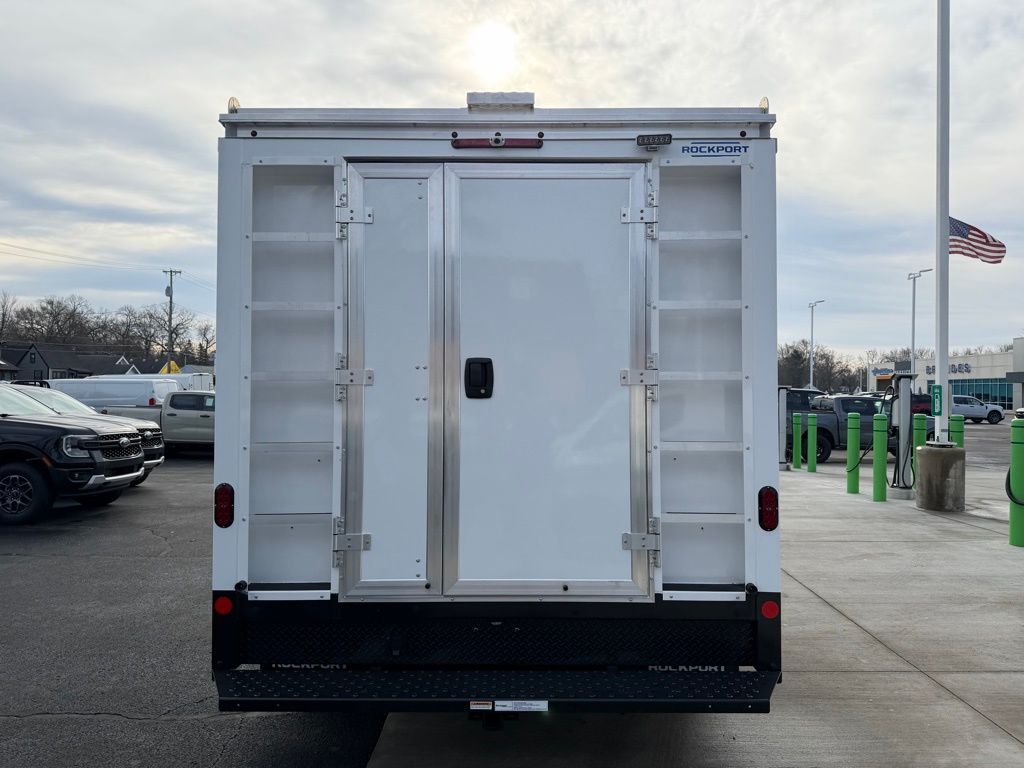 New 1996 Ford E-450 Cutaway - photo 46