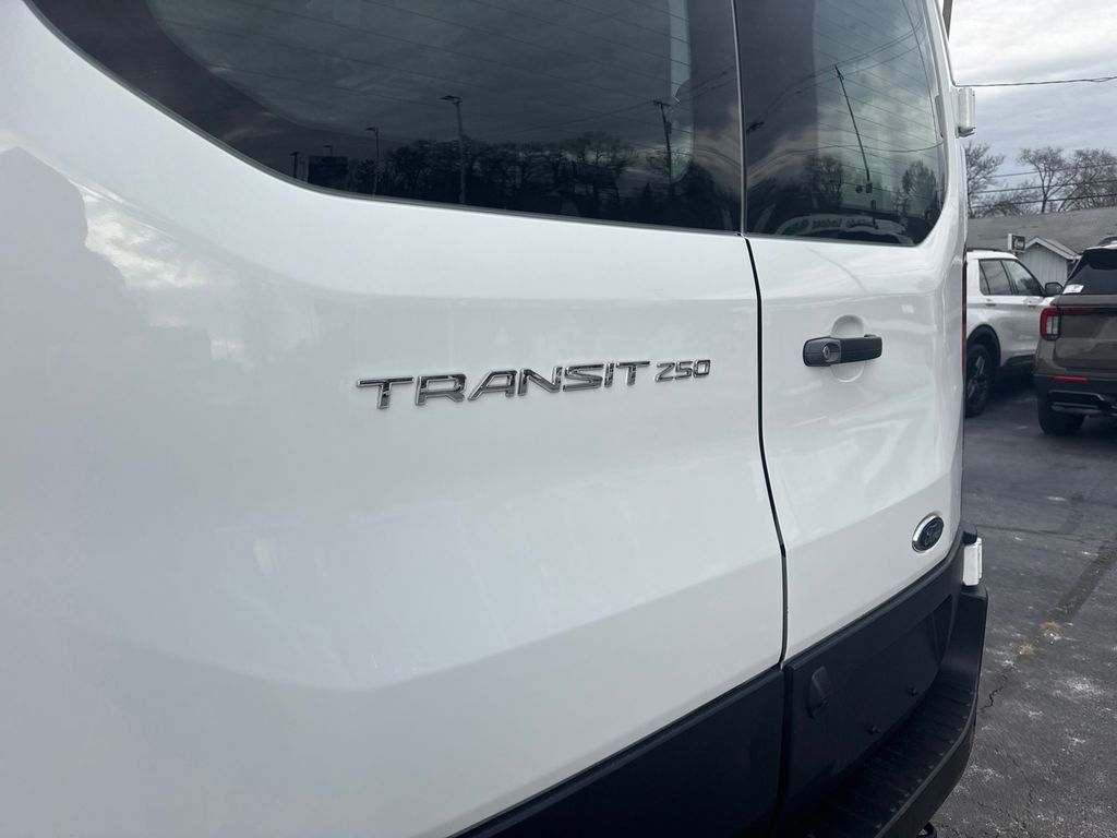 Used 2024 Ford Transit 250 Low Roof Empty Cargo Van - photo 33