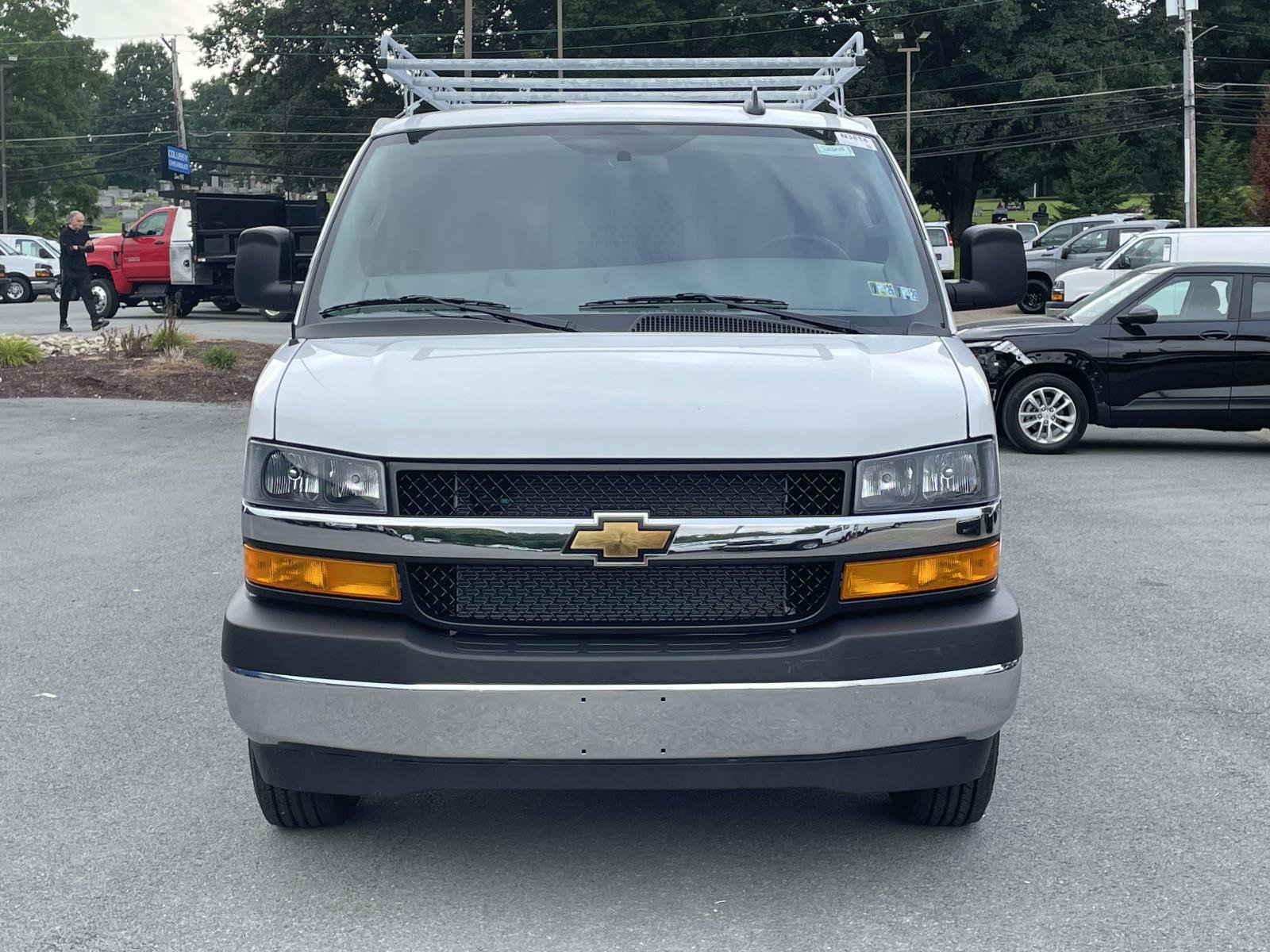 New 2025 Chevrolet Express 2500 - photo 2