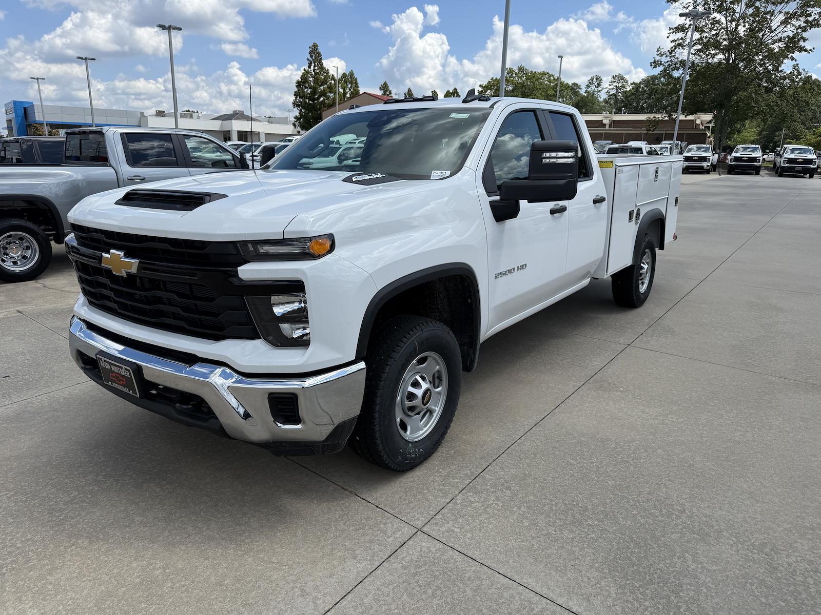 New 2025 Chevrolet Silverado 2500 - photo 1