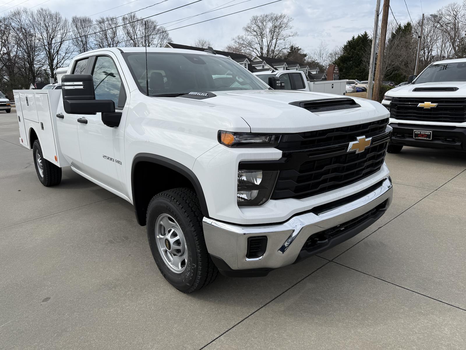 New 2025 Chevrolet Silverado 2500 - photo 2