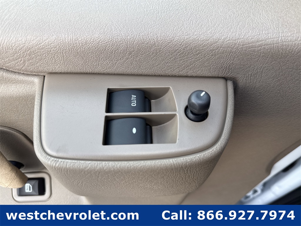 New 2025 Chevrolet Express 2500 Empty Cargo Van - photo 18