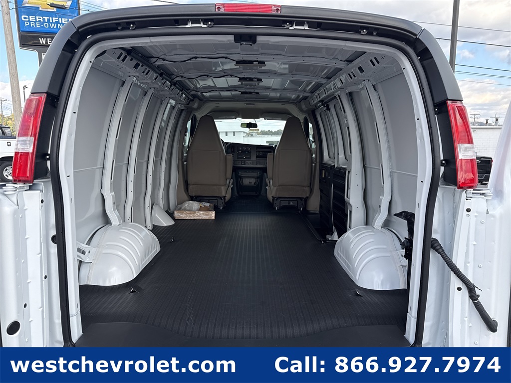 New 2025 Chevrolet Express 2500 Empty Cargo Van - photo 22