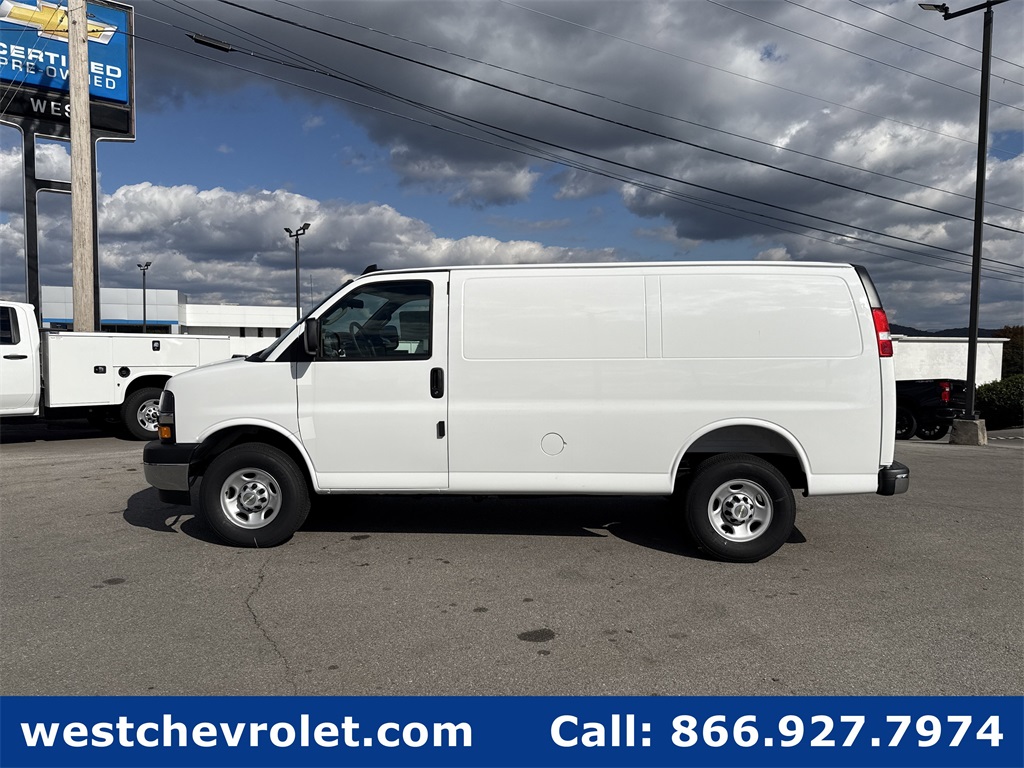 New 2025 Chevrolet Express 2500 Empty Cargo Van - photo 6