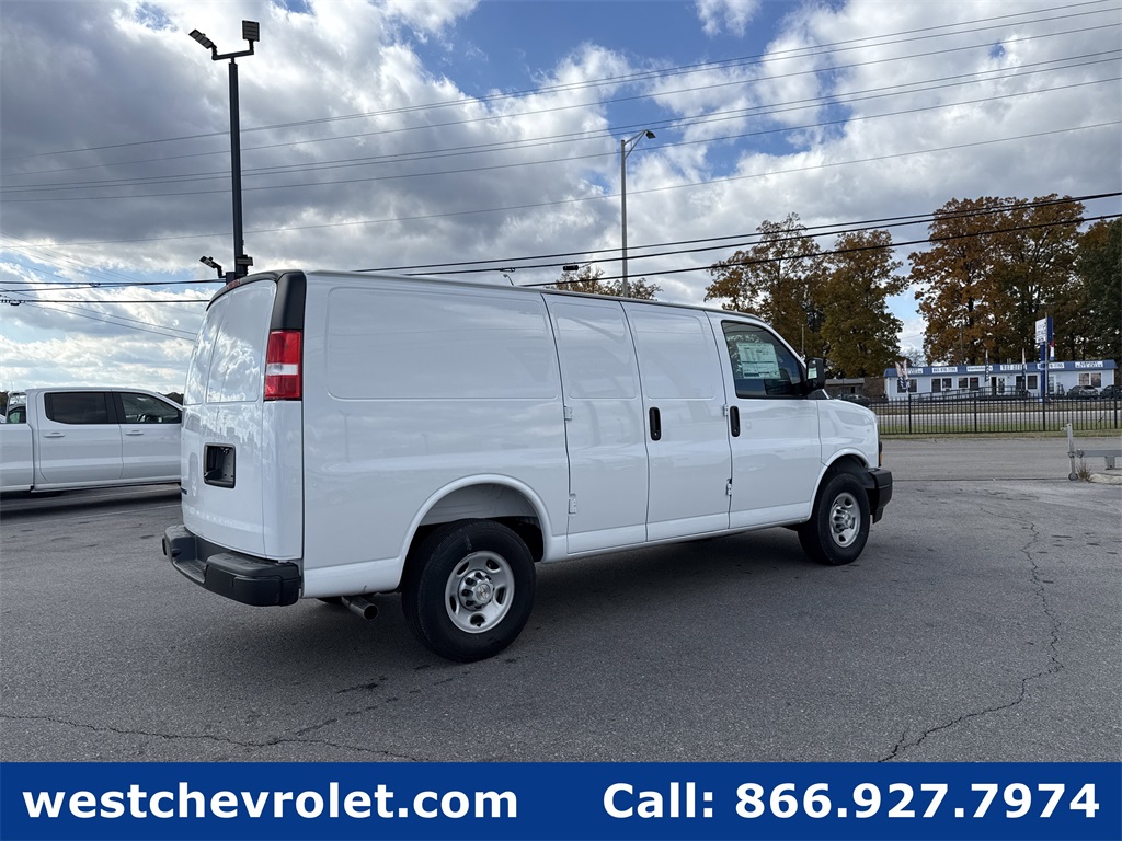 New 2025 Chevrolet Express 2500 Empty Cargo Van - photo 3
