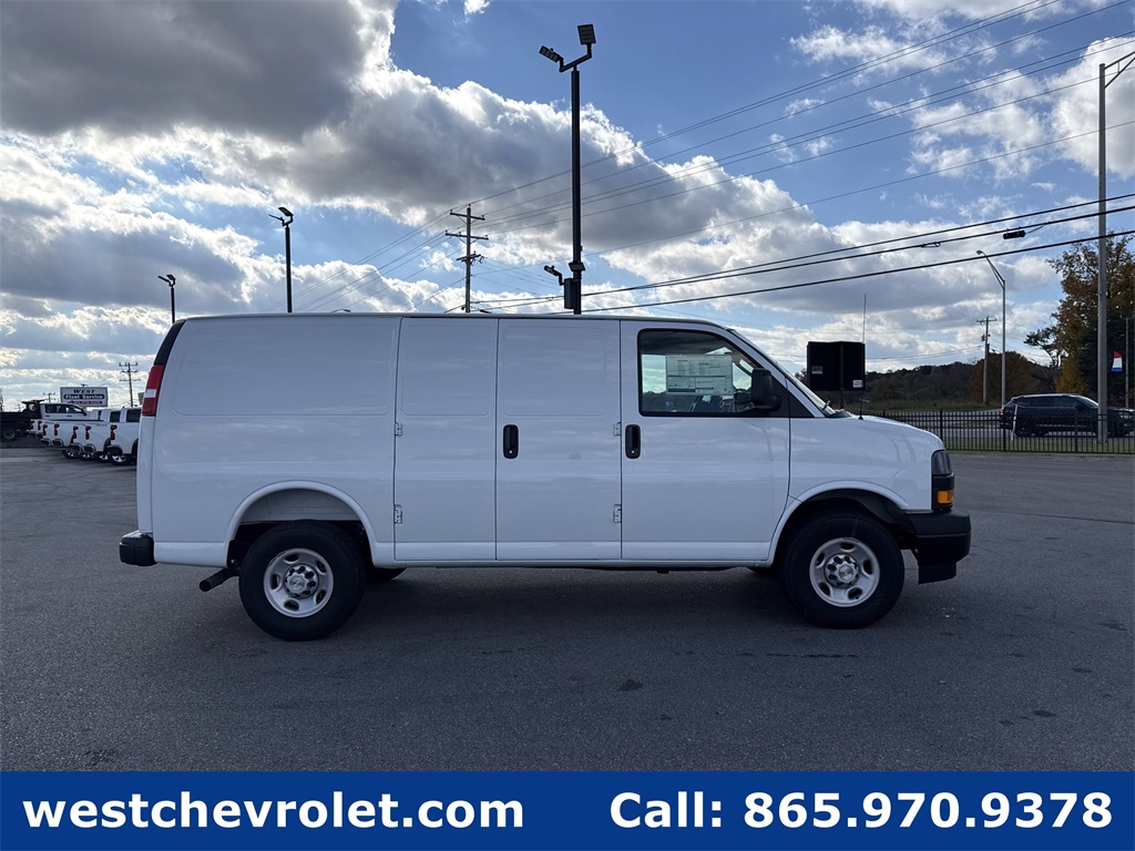 New 2025 Chevrolet Express 2500 - photo 2