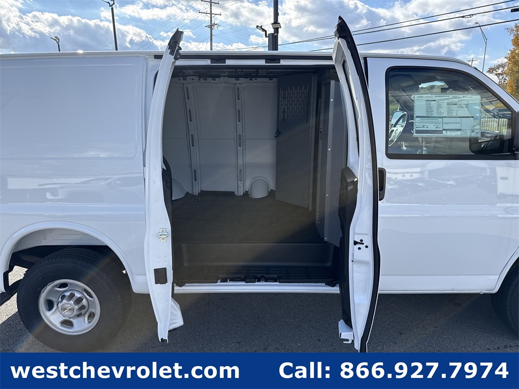 New 2025 Chevrolet Express 2500 Empty Cargo Van - photo 27