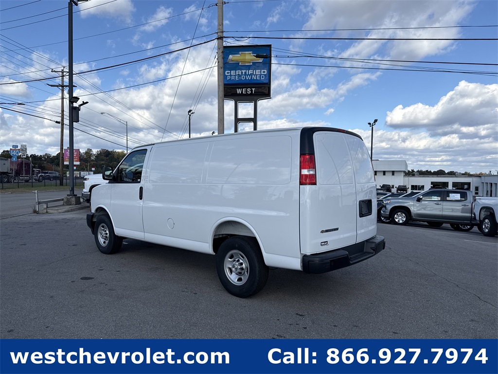 New 2025 Chevrolet Express 2500 Empty Cargo Van - photo 5